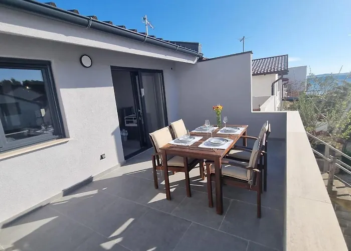 Salt And Sun Apartman Vir