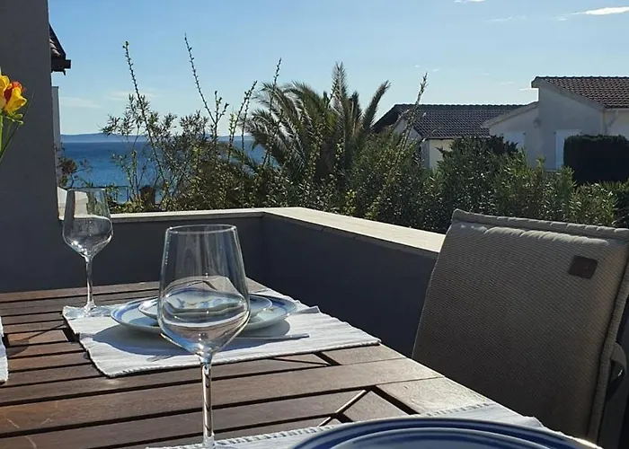 Salt And Sun Apartman Vir