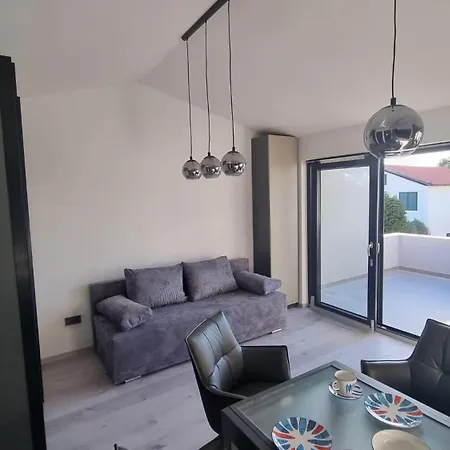 Innova Travelvir - Salt And Sun