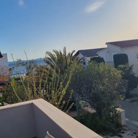 Salt And Sun Lejlighed