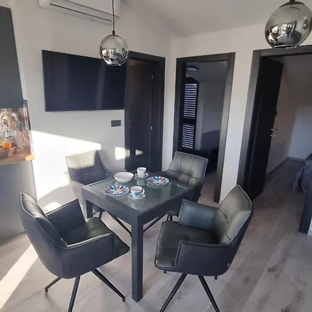 Salt And Sun Lejlighed Vir