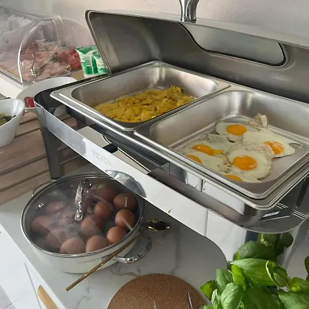 Salt And Sun Lejlighed *