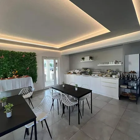 Apartman Innova Travelvir - Salt And Sun Vir