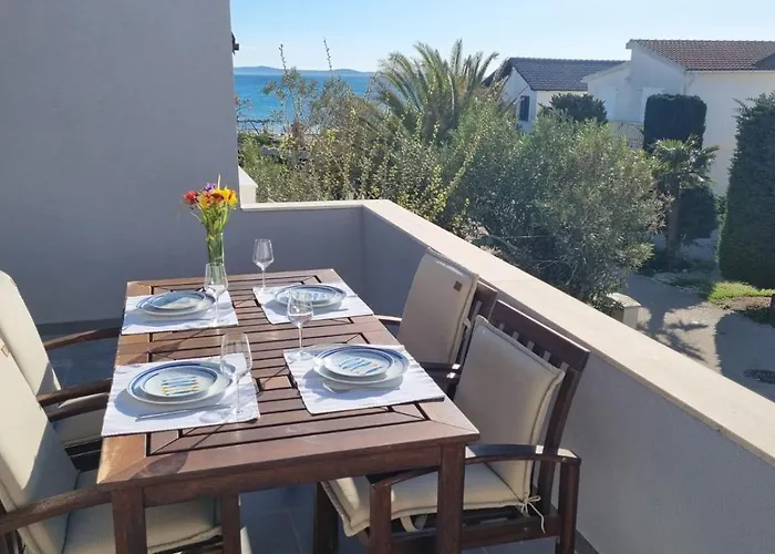 Salt And Sun Apartamento *