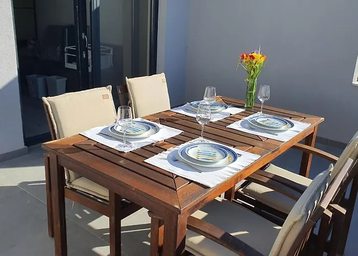 Salt And Sun Apartamento *