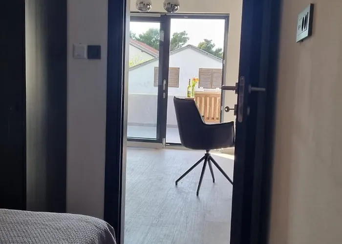 Innova Travelvir - Salt And Sun アパート *